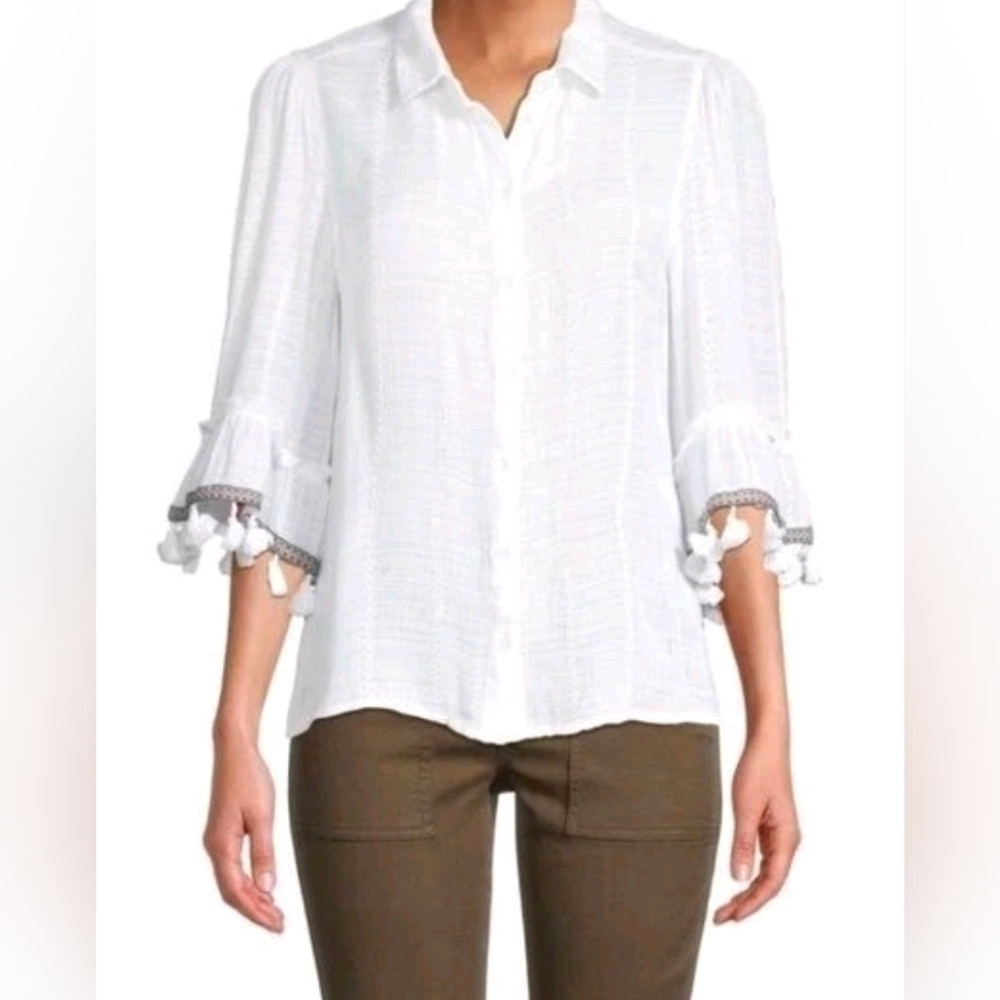 Allison New York white embroidered fringe top size Large